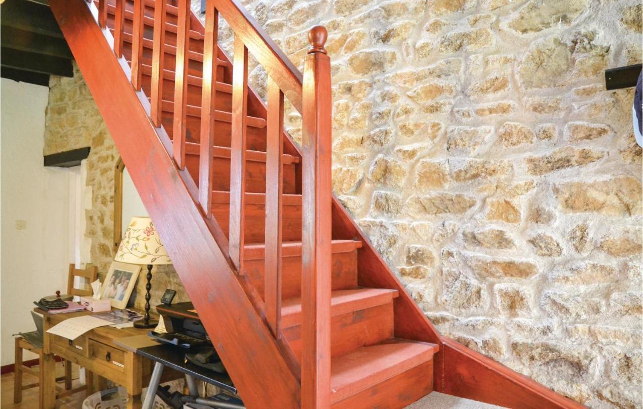 Beautiful Home In Montaudin With Wifi Bagian luar foto